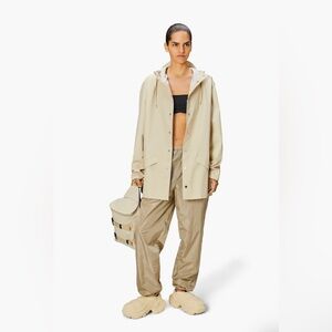 RAINS W3 Waterproof Snap Front Rain Jacket color dune size M